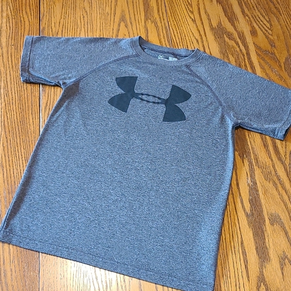 Under Armour shirt - gray